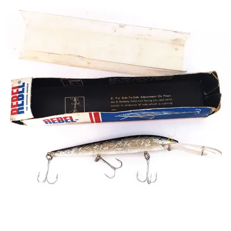 Rebel Fastback Deep F14 Vobbler, S (Silver), 17g, Minnow, #10175