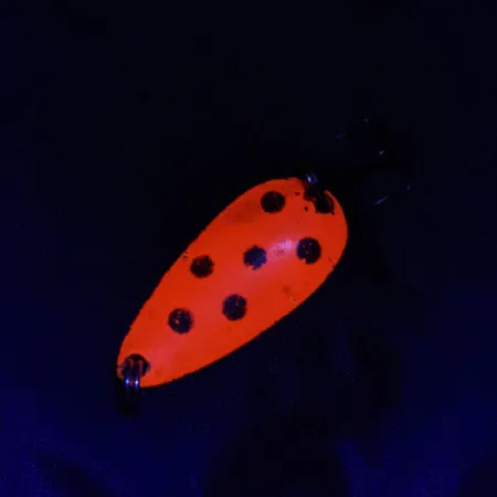 Luhr Jensen Rocket 88 UV, 9g mässing/svart/röd UV, skeddrag #20095