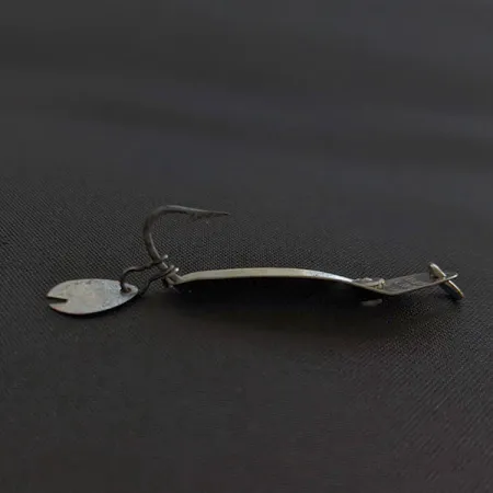 Pflueger Chum, 1,3g, Nickel, Vasskyddat skeddrag #20721