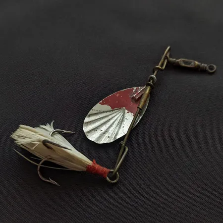 G.M. Skinner 3, Silver/Röd, 5g, Spinnare #21633