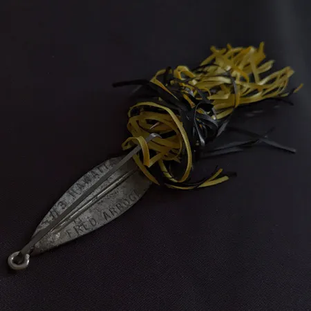 Fred Arbogast #3 Hawaiian, 16g Gräddvit/Röd, Skeddrag #23276