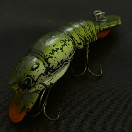 Mann's Hackleback, 7g, Green Crawdad, Flytande wobbler #23784