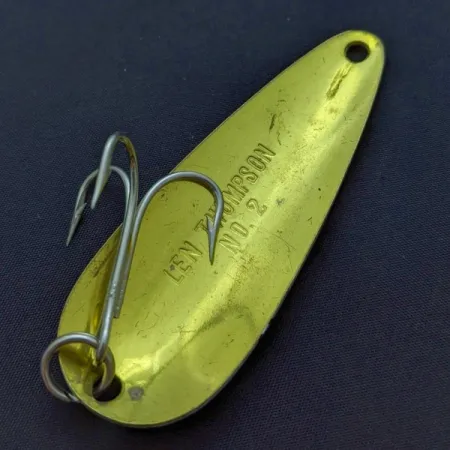 Len Thompson #2, 28g röd/guld, skeddrag #24013