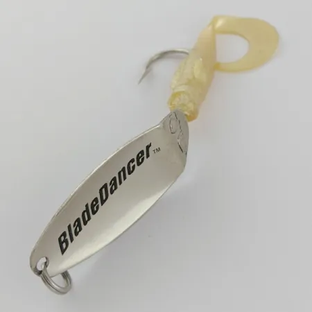 Berkley Blade Dancer, 11g, Silver/Regnbåge, Skeddrag #24058