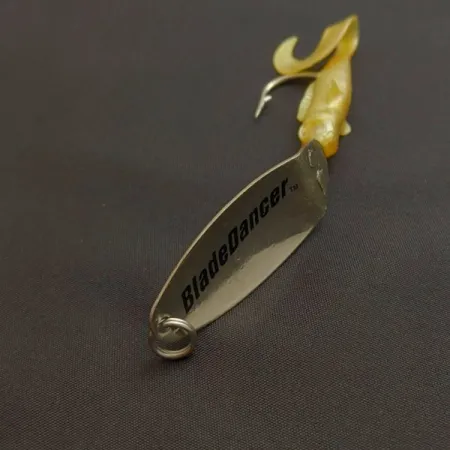 Berkley Blade Dancer, 11g, Silver/Regnbåge, Skeddrag #24058