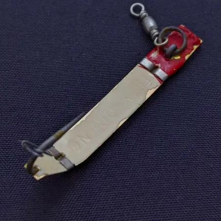 South Bend Trix-Oreno, vit/röd, 2g, flugvickel #24087