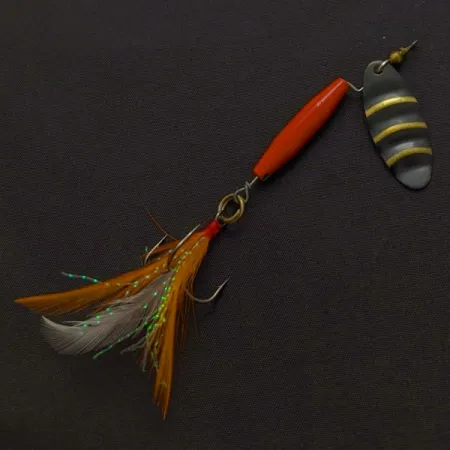 Worth #301, 9g röd/svart/guld, spinnare #24254