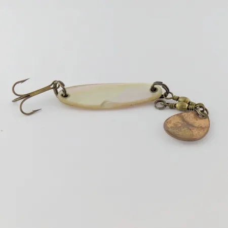 Pflueger Pearl Spoon, 7g Pärlemor, Skeddrag #24320