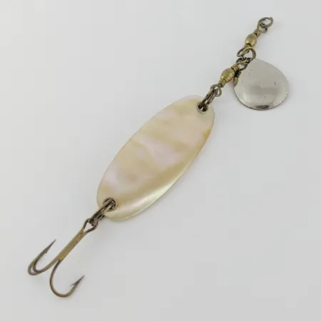 Pflueger Pearl Spoon, 7g Pärlemor, Skeddrag #24320