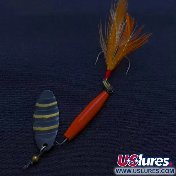 Worth #301, Röd/Svart/Guld, 9g, Spinnare #24357