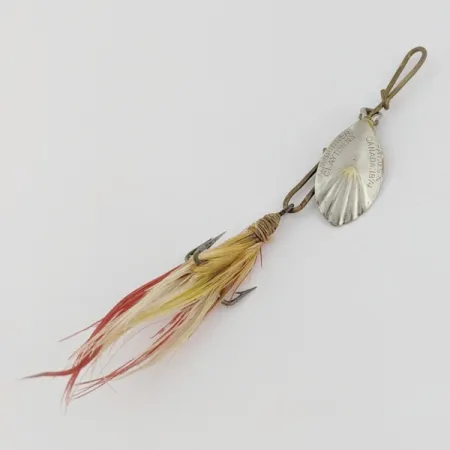 G.M. Skinner 1 Spinnare, nickel/röd, 3,5 g, räfflad, #24500