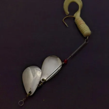 Worth Double Blade Spinner, Nickel, 5 g, Curly Tail, #24502