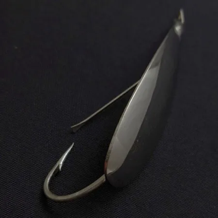 Johnson Silver Minnow Weedless Skeddrag, Nickel, 12g, #24548