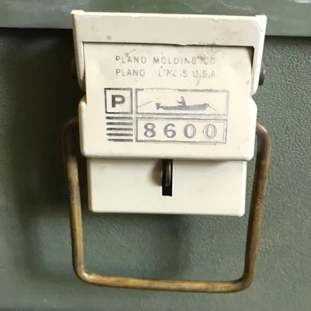 Plano 8600 Vintage Fiskelåda, Vit/Grå, 6 Hyllplan, #6574