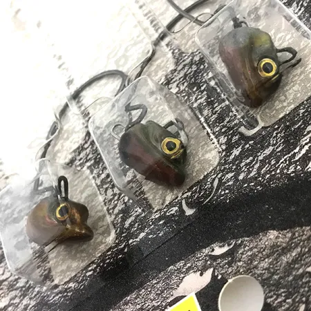 Duh!!! Head Kit Offset-jigghuvud, Oliv / Röd, 11g, Vasskyddad, #6722